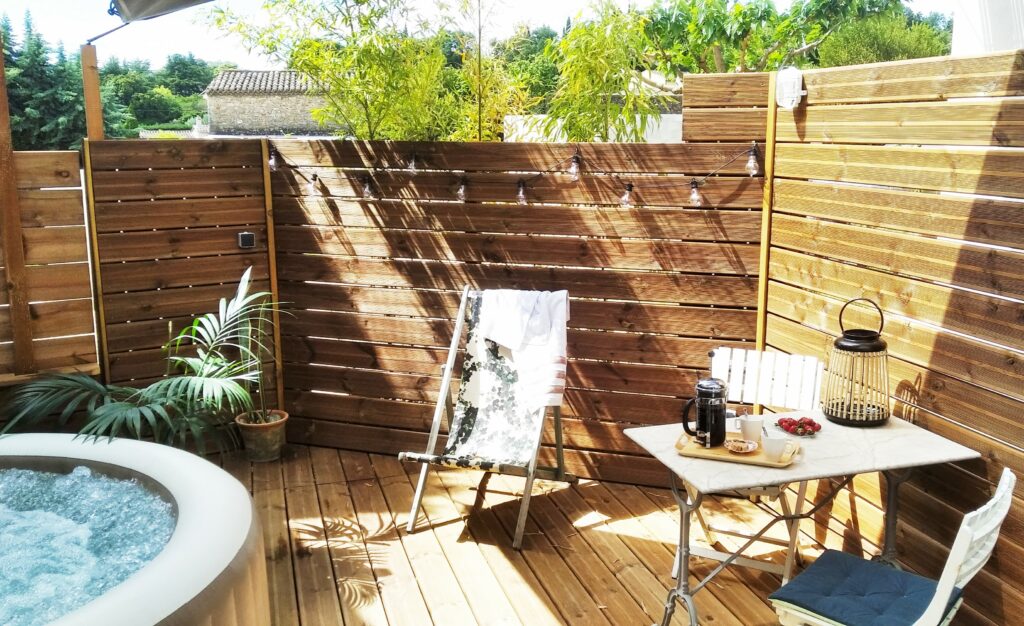 Gite-la-Calebelle-Spa-terrasse-Sud-Ardèche